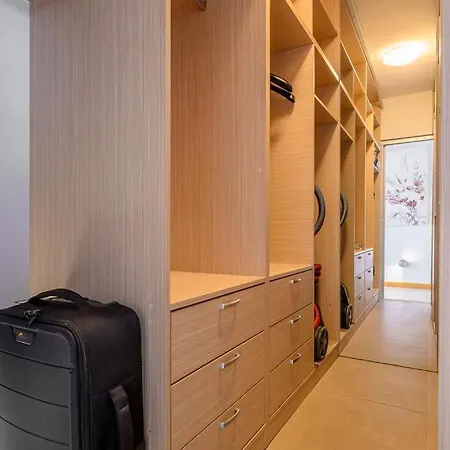 Luxury Eni On The West Coast Apartmán