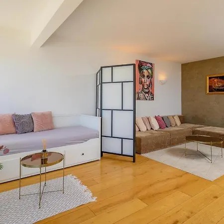 Luxury Eni On The West Coast 公寓